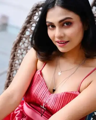 Call Girls Service in Kumarganj